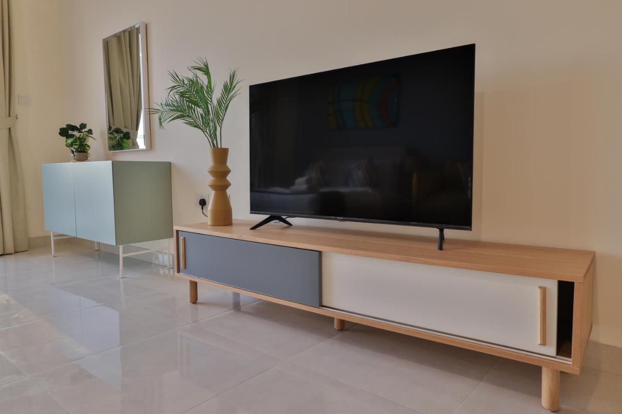 דובאי Luxury Apartments Business Bay Gym Pool Parking By Sojo Stay מראה חיצוני תמונה